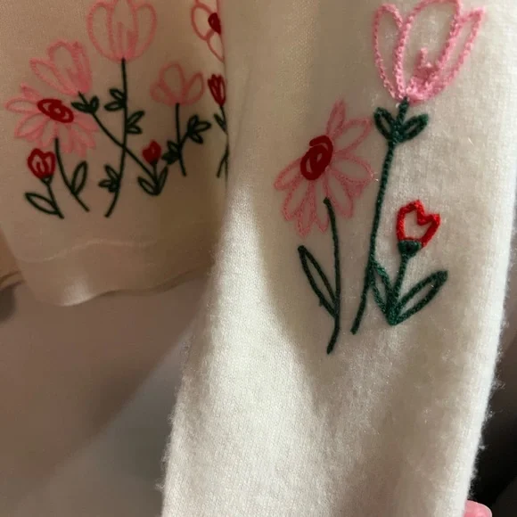 Cynthia Rowley Pink and Cream Crew Neck Sweater with Whimsical Floral Design - Picture 3 of 8